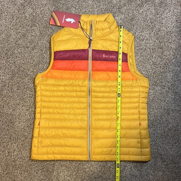 Cotopaxi Fuego Down Vest “Amber Stripes” women’s medium NWT - Picture 11 of 12